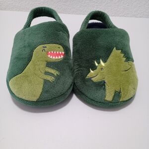 Dinosaur-Themed Green Slippers Size XL 11/12 kids